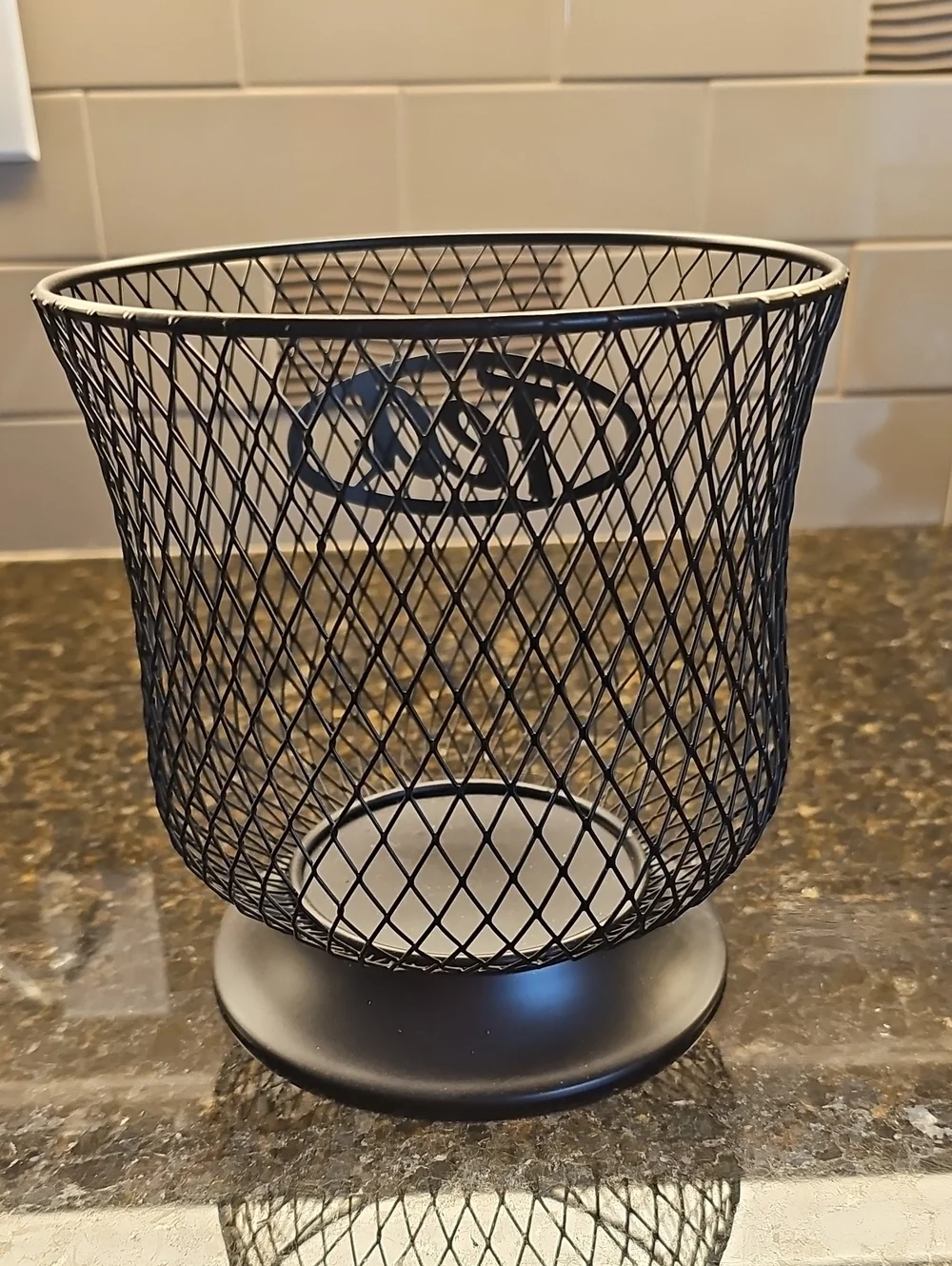 N/A black mesh